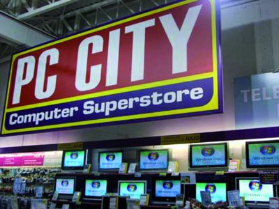 PC City traspasa 8 de sus tiendas a Sonae y salva 350 empleos