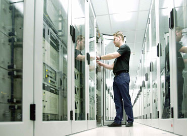 Indra inaugura nuevo CPD de 5.000 metros cuadrados