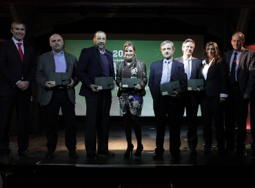 Premios de la distribución de APC by Schneider 2013