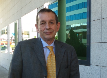 Javier Fernández, Omega