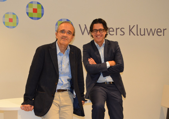 Vicente Sánchez, de Wolters Kluwer, y Álvaro Écija.