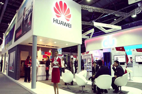 Stand de Huawei en una feria tecnológica.
