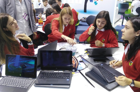 Stand de HP en el Simo Educación 2017.