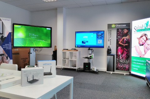 Oficina showroom de Charmex en Portugal.