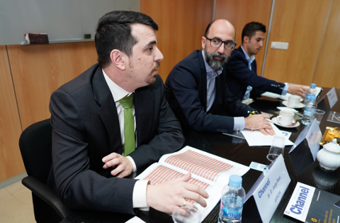 Participantes en la mesa de almacenamiento organizada por CHANNEL PARTNER.