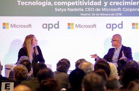 Satya Nadella, durante su charla en Madrid.