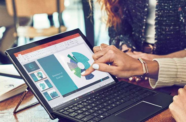 PowerPoint se refuerza con herramientas de inteligencia artificial.