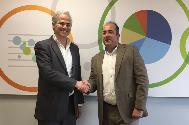 Rafael Quintana, de Qlik, y Juan Antonio Mingorance, de Amura IT.