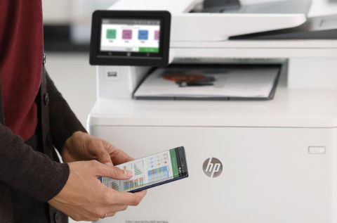 HP dice que la oferta de Xerox subestima el valor de la compañía