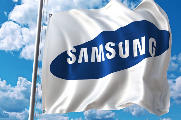 Bandera con el logo de Samsung.