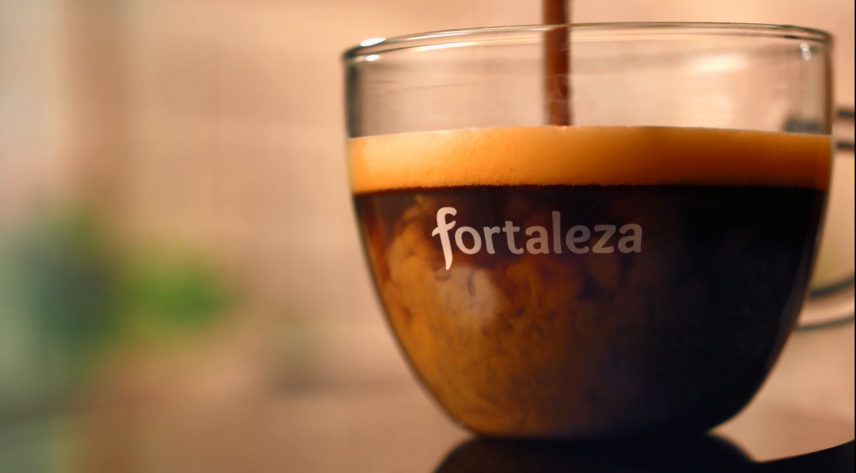 Tigloo y Crayon implantan la firma digital de Docusign en Café Fortaleza