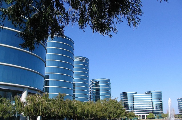 Oracle se plantea recortar miles de empleos