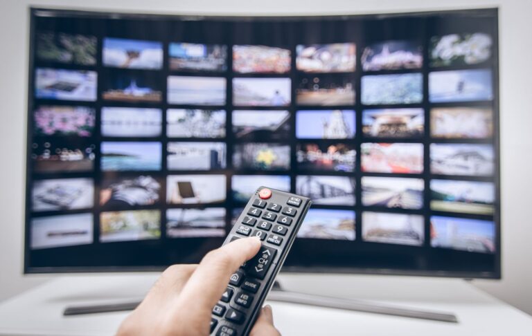 El fin de la pandemia provoca una caída de la digitalización en España