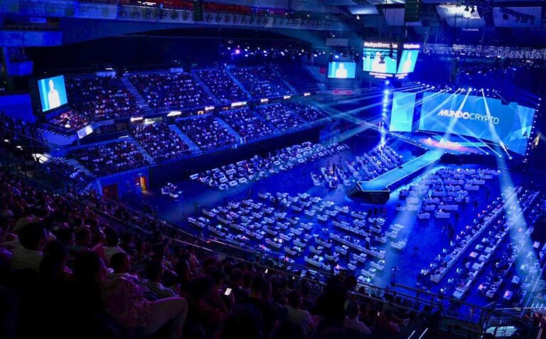 Mundo Crypto se celebra en Madrid bajo la lupa de las autoridades y la economía real