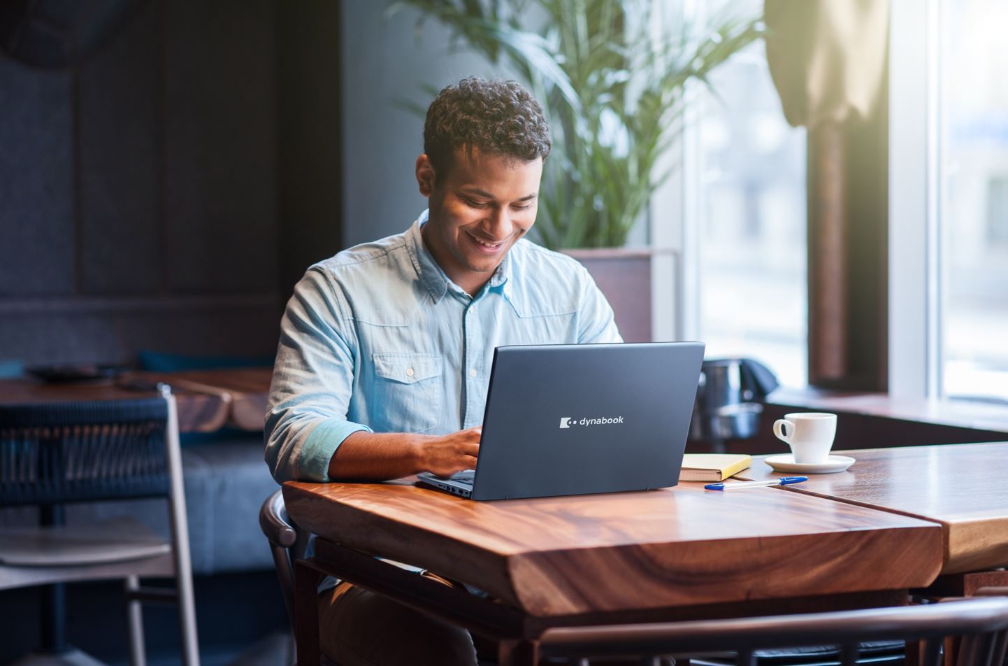 Portátil Dynabook.